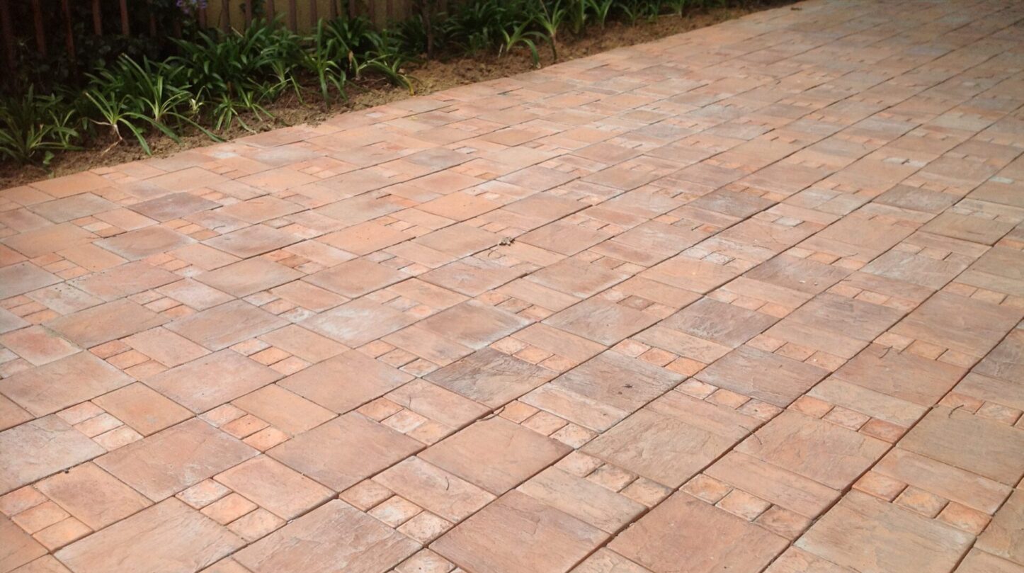 Square Cobble 110 x 110 x 50mm - Image 6