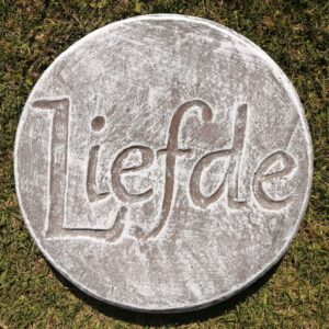 Liefde Concrete Stepping Stone