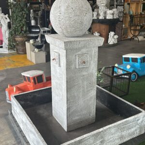 New Square Water Feature XL