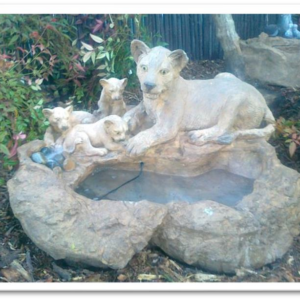 Cool Cats Bird Bath
