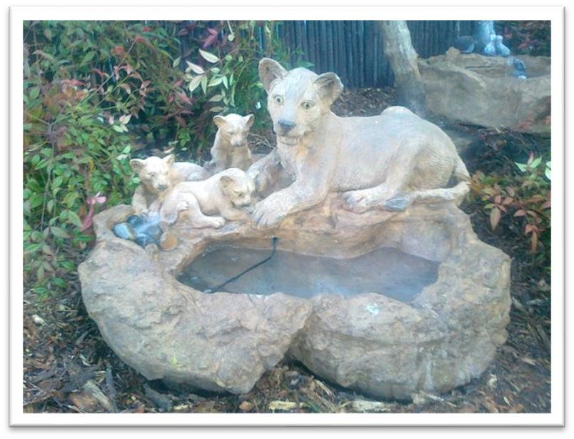 Cool Cats Bird Bath